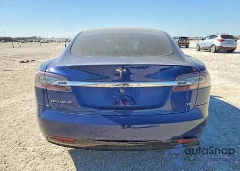 2017 Tesla Model S z USA, uszkodzony, nr VIN 5YJSA1E13HF221425